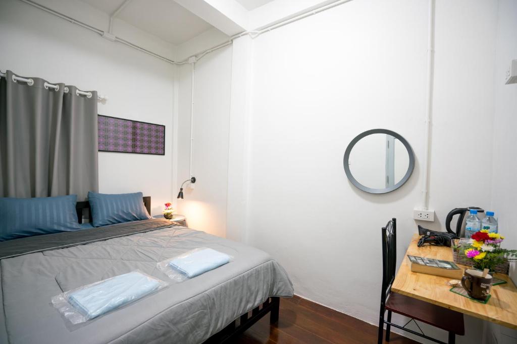 Двухместный (Бюджетный двухместный номер с 1 кроватью), Dhub Hostel Donmueng