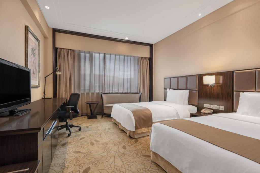Holiday Inn Mudanjiang, an IHG Hotel photo 2