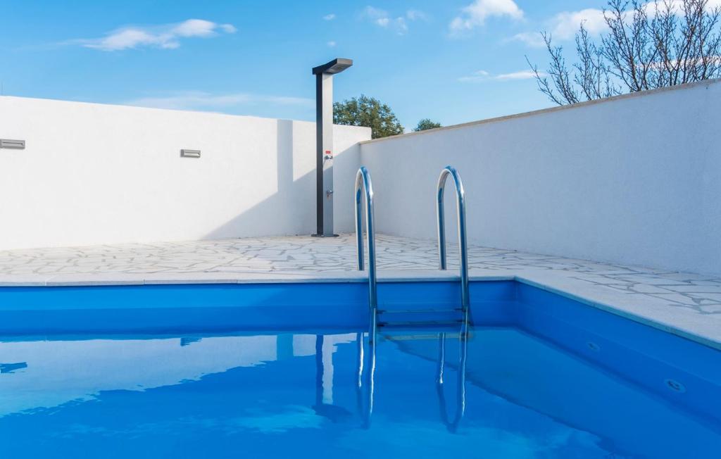 Blue Holiday House with Private Pool photo 3