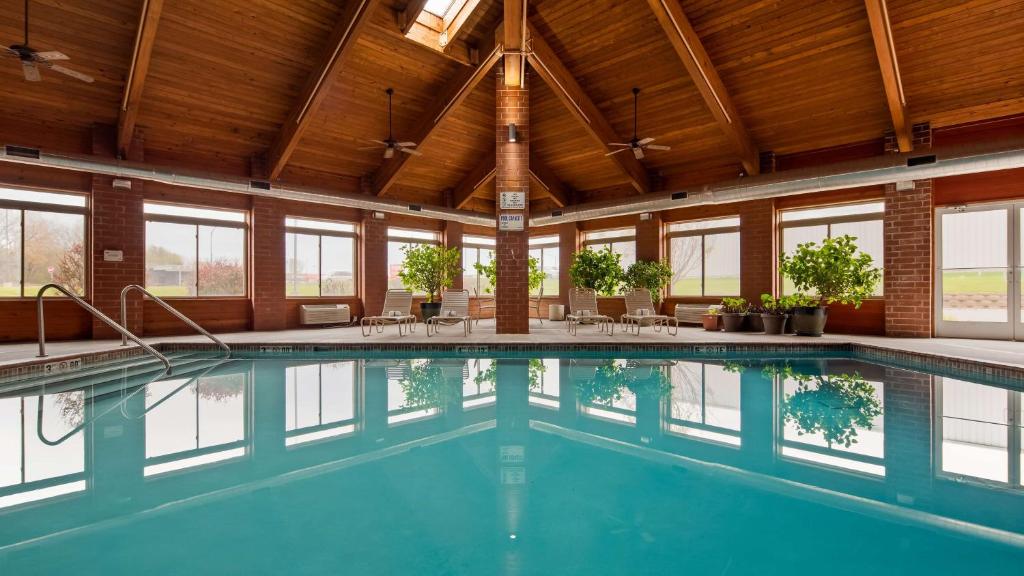 Best Western Geneseo Inn image