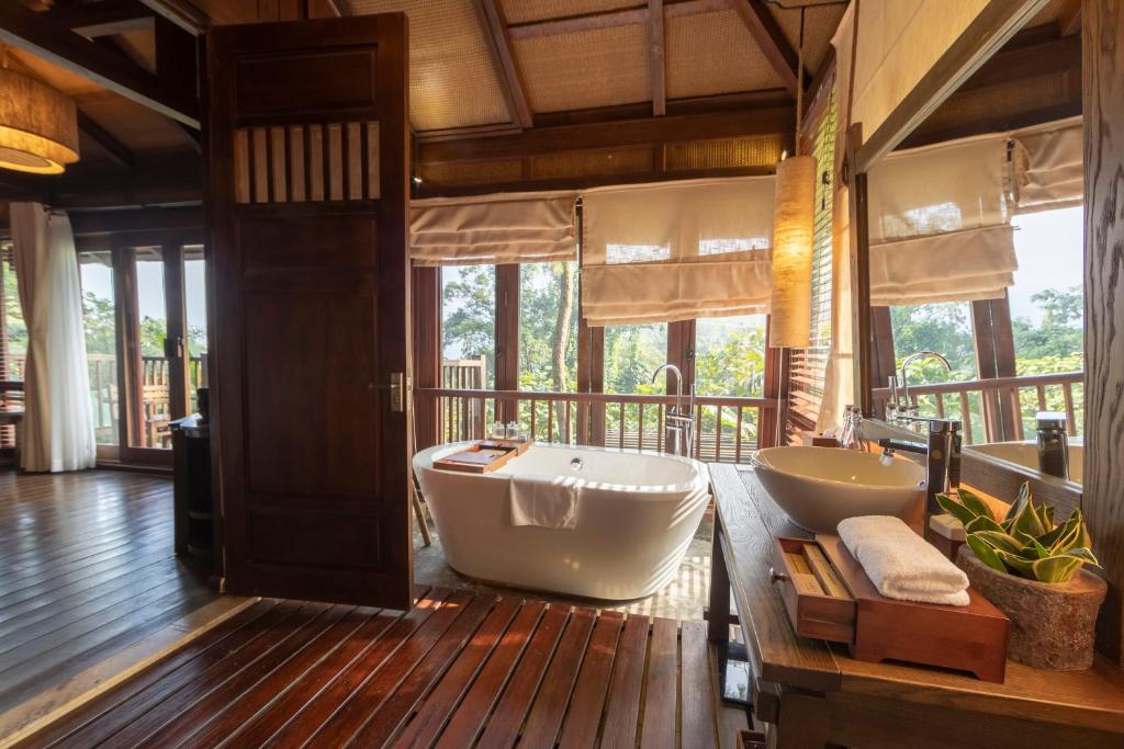 Melia Bavi Mountain Retreat