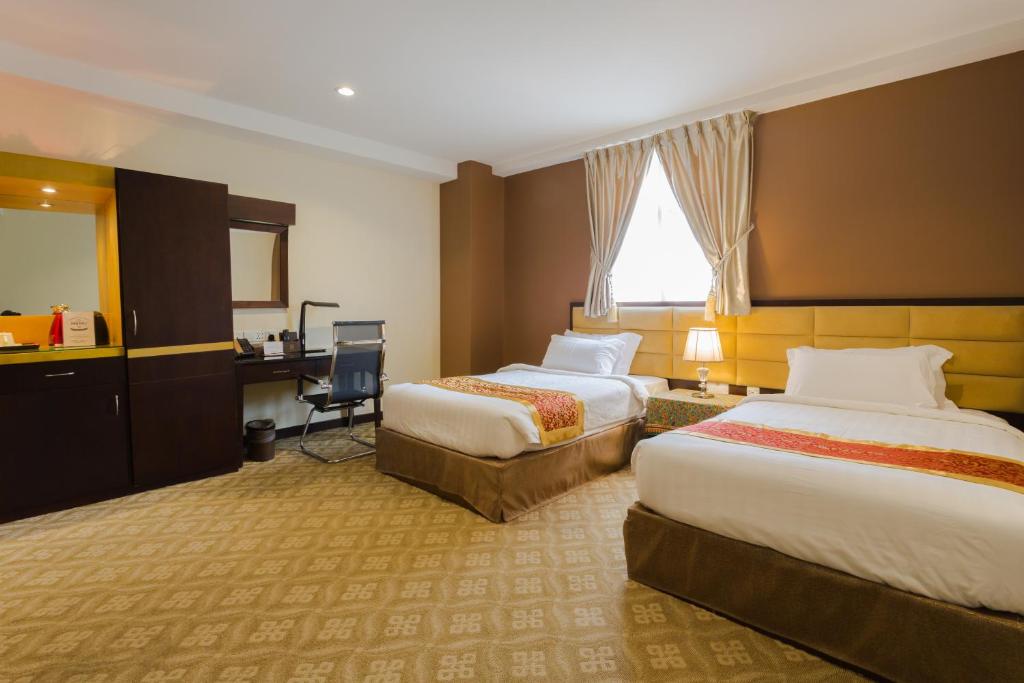 Hallmark Crown Hotel photo 4