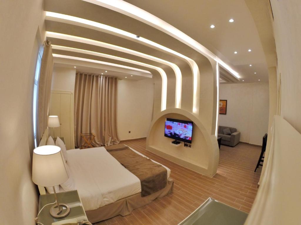 Сьюит (Улучшенный люкс), Le Park Hotel