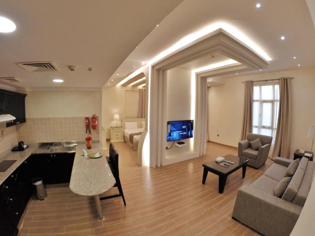Сьюит (Улучшенный люкс), Le Park Hotel