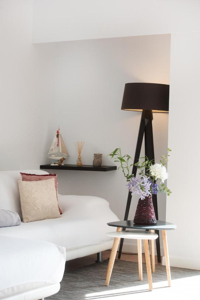 LOVELY NEW APARTMENT 5 Min WALK TRAIN STATION 7 Min TO CALAFELL BEACH photo 4
