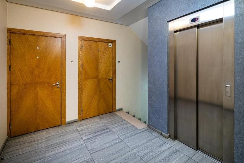 Old Riga Central Family Apartment - Tap to explore photos