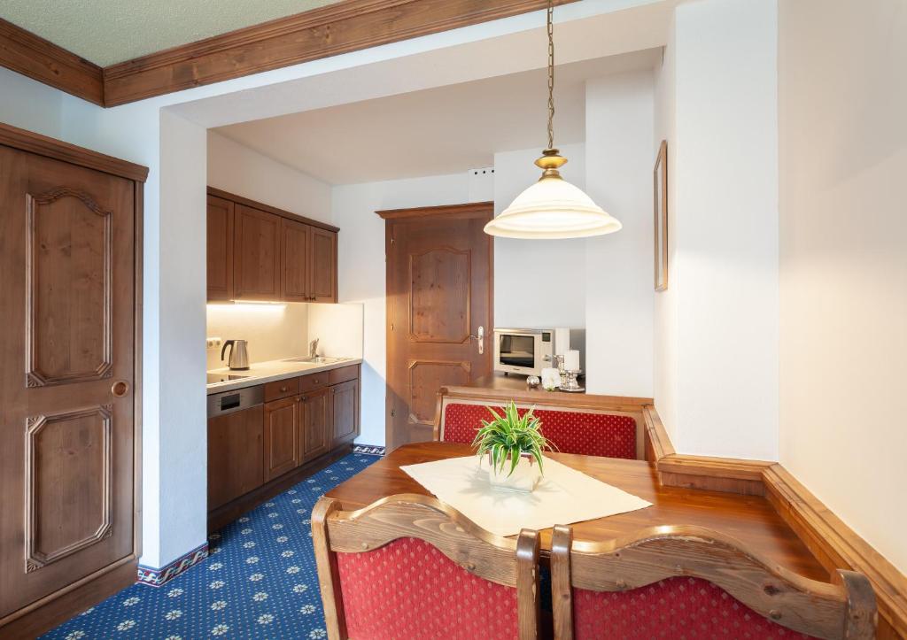 Апартаменты (Улучшенные апартаменты), Apparthotel König