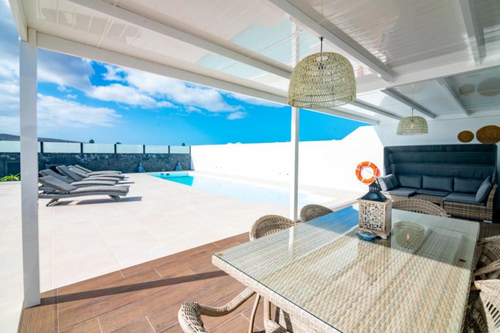 Villa Azahar Suites photo 2