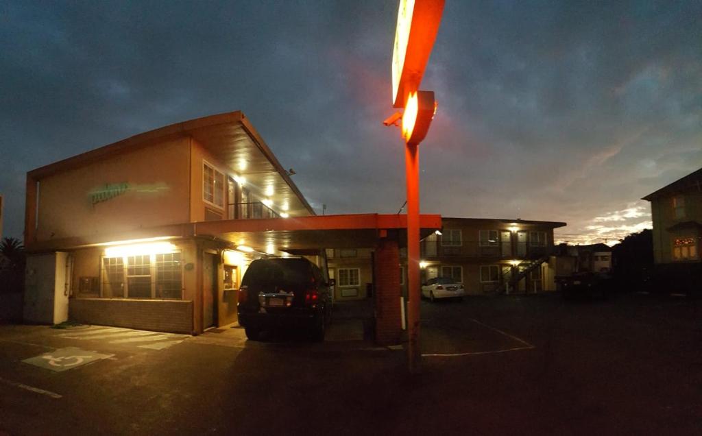 Palms Motel image
