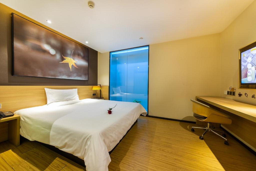 Двухместный (Mainland Chinese Citizens - IU Style Double Room), IU Hotel Chongqing Jiefangbei