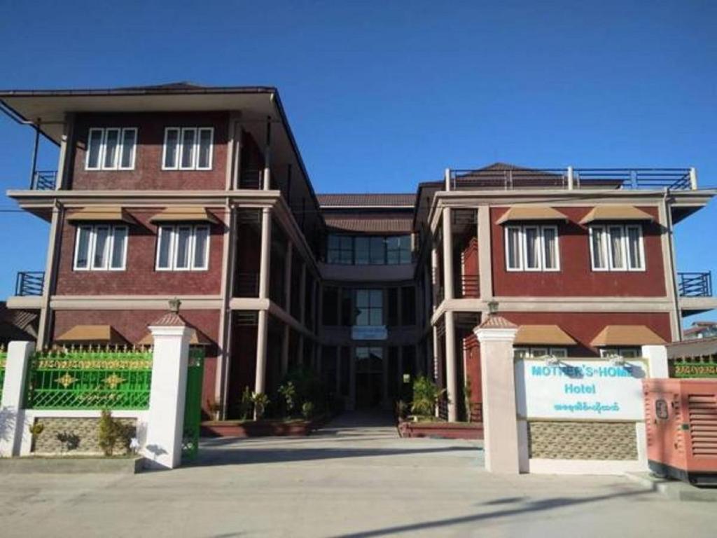 Mother's Home Hotel photo 3