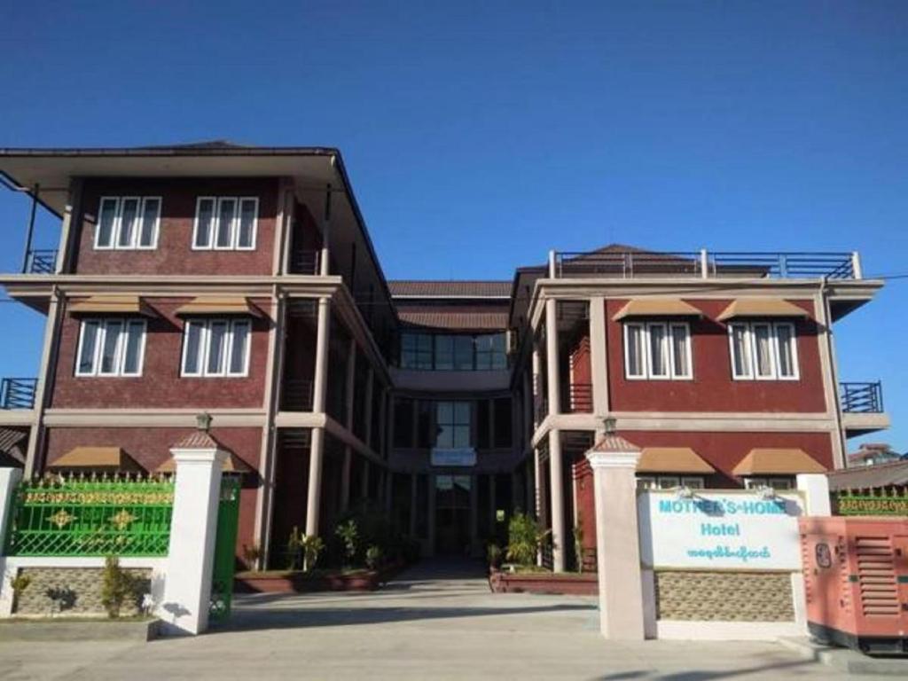 Mother's Home Hotel photo 4