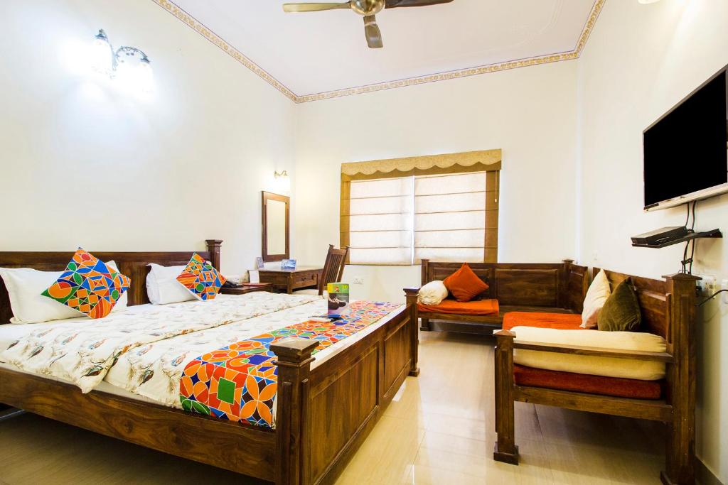Hotel Raj Kothi Jaipur airport photo 2