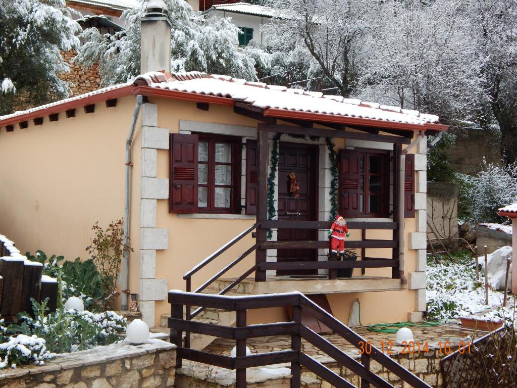 Mountain Ηouse in Arcadia photo 1