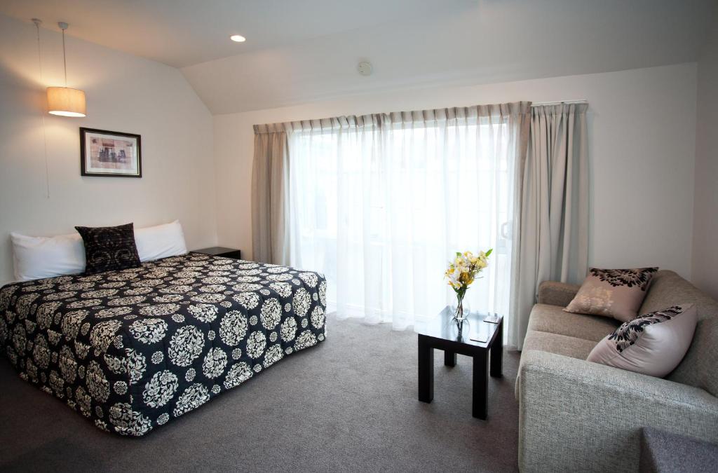 Cable Court Motel photo 4