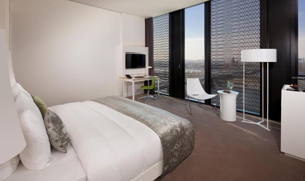 Двухместный (Номер Level с правом доступа в представительский лаундж), Melia Vienna