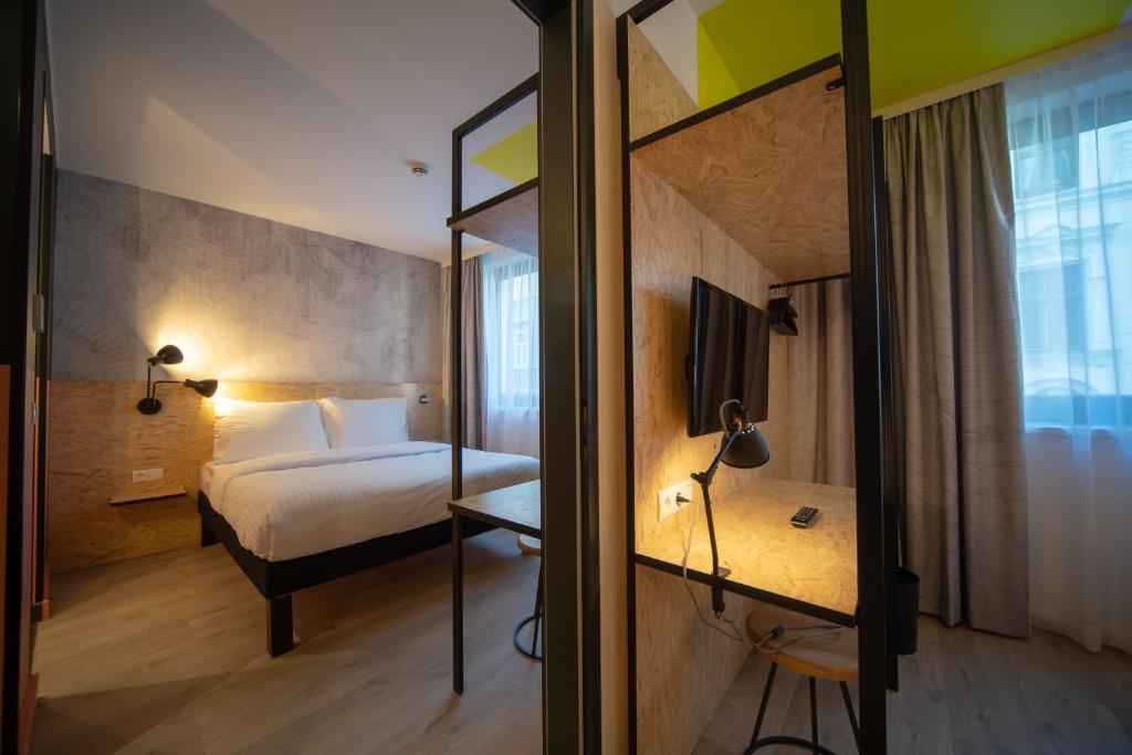 Семейный (Семейный люкс — 2 смежных номера), ibis Styles Wien Messe Prater