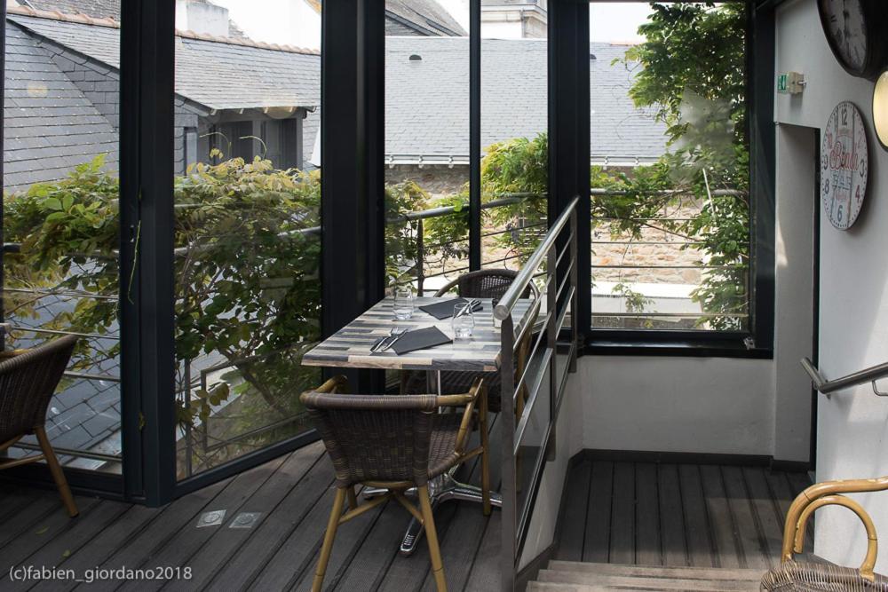 Hôtel Restaurant Corto Maltese photo 2