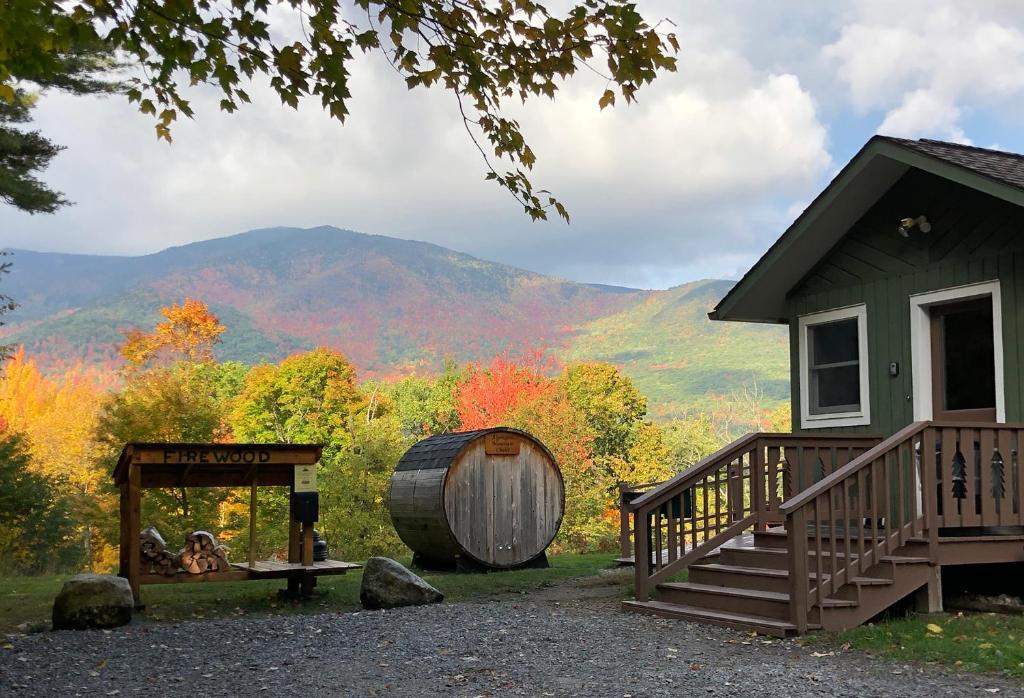 Algonquin Mountain Chalet image