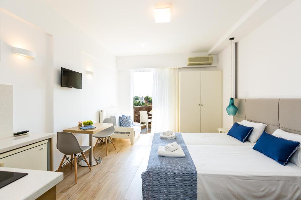 Eltina Hotel photo 4