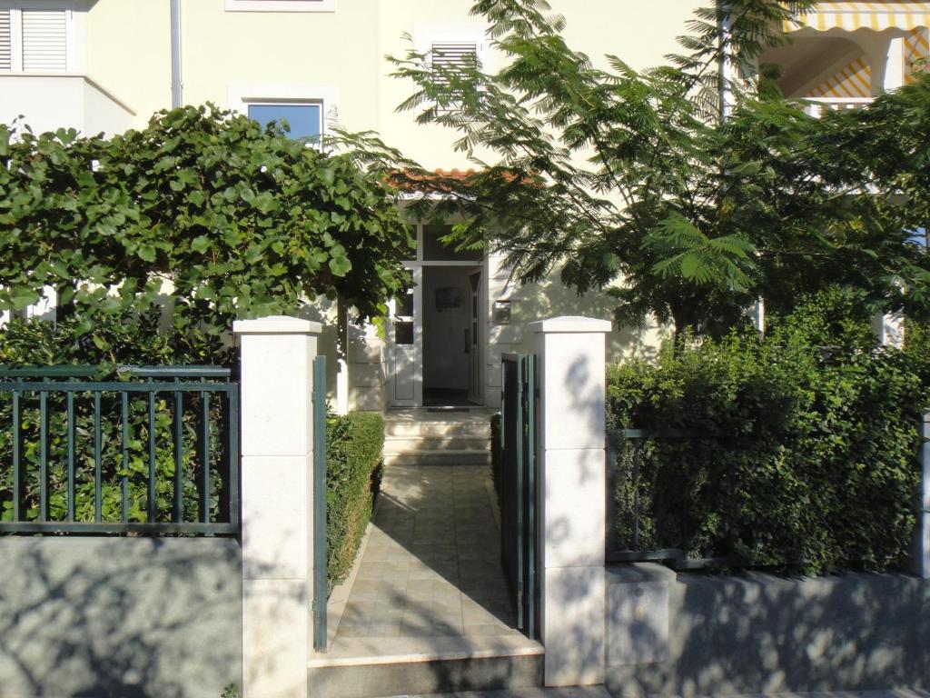 Apartments Roko photo 3