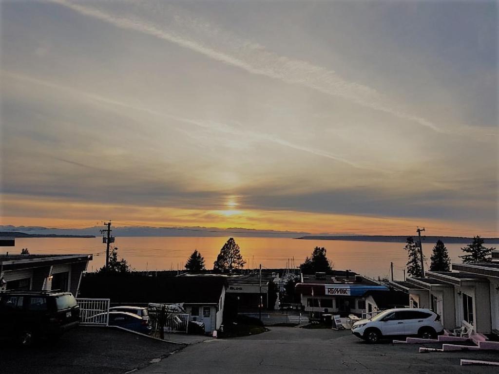 Westview Centre Motel