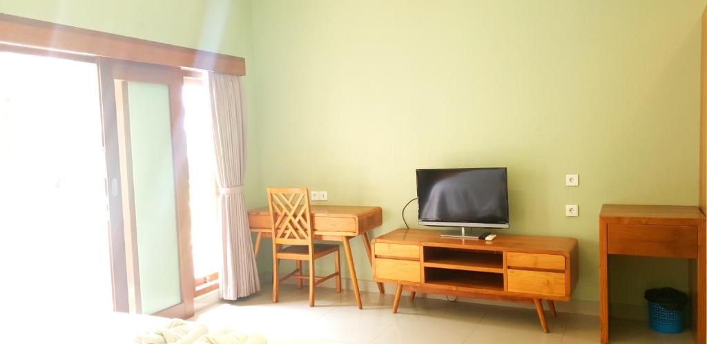 Двухместный (Бунгало), Naturela