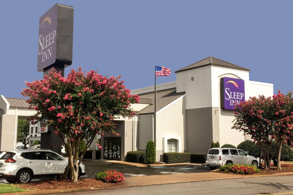 Sleep Inn Chattanooga image