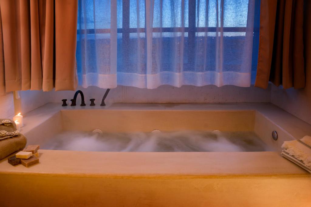 Dimora Sighé, esclusiva villa di design con piscina privata idromassaggio in Puglia photo 4