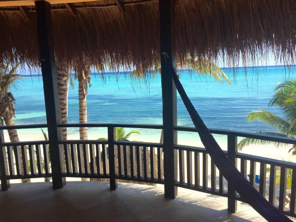 Nah Uxibal Villa and Casitas photo 3