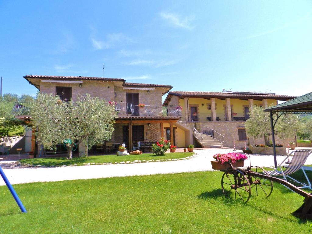 Agriturismo La Rocca Assisi photo 2