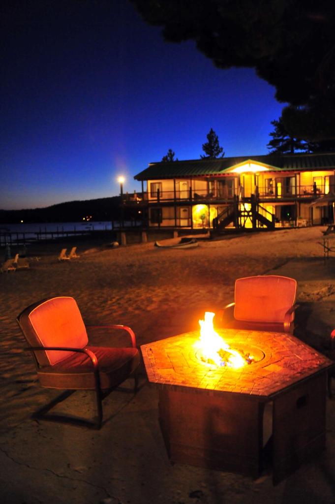 Mourelatos Lakeshore Resort photo 4