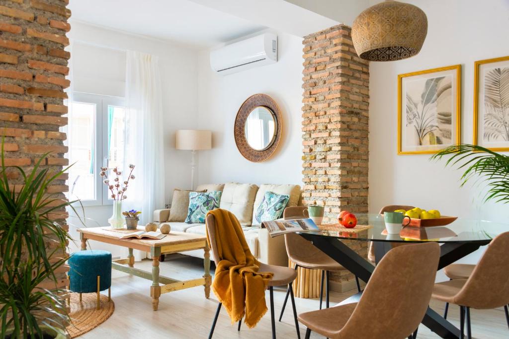 Genteel Home Mano de Hierro photo 1