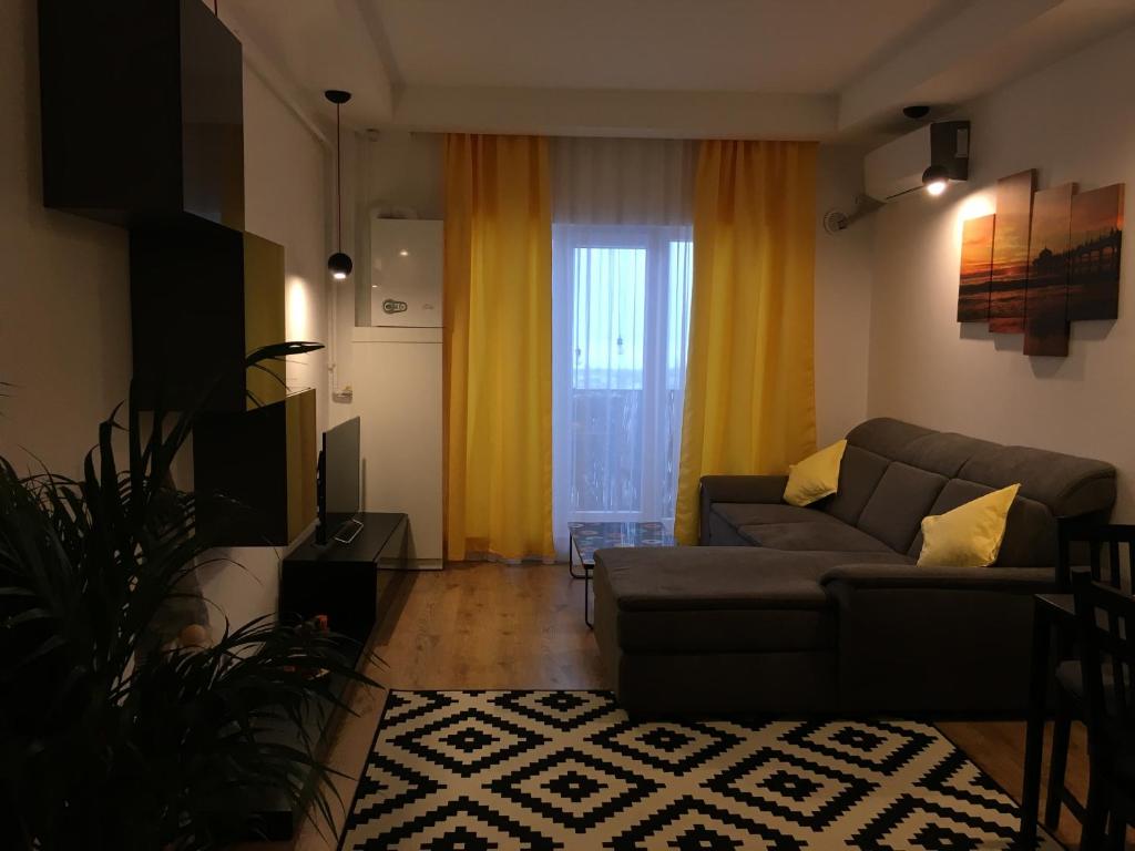 Luxury apartment with pool in North Bucharest photo 4