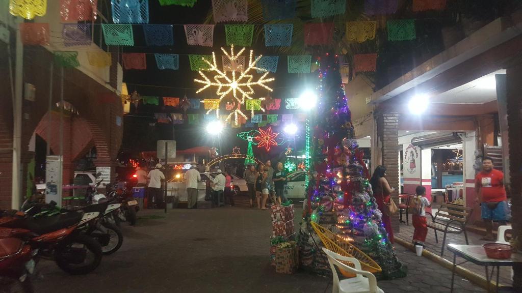 Casa Arcoiris Zihuatanejo B&B photo 2