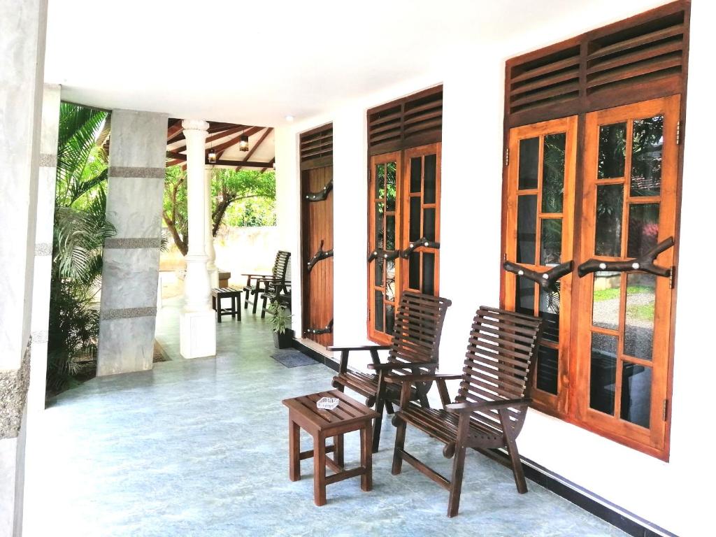 Induwara Safari Resort