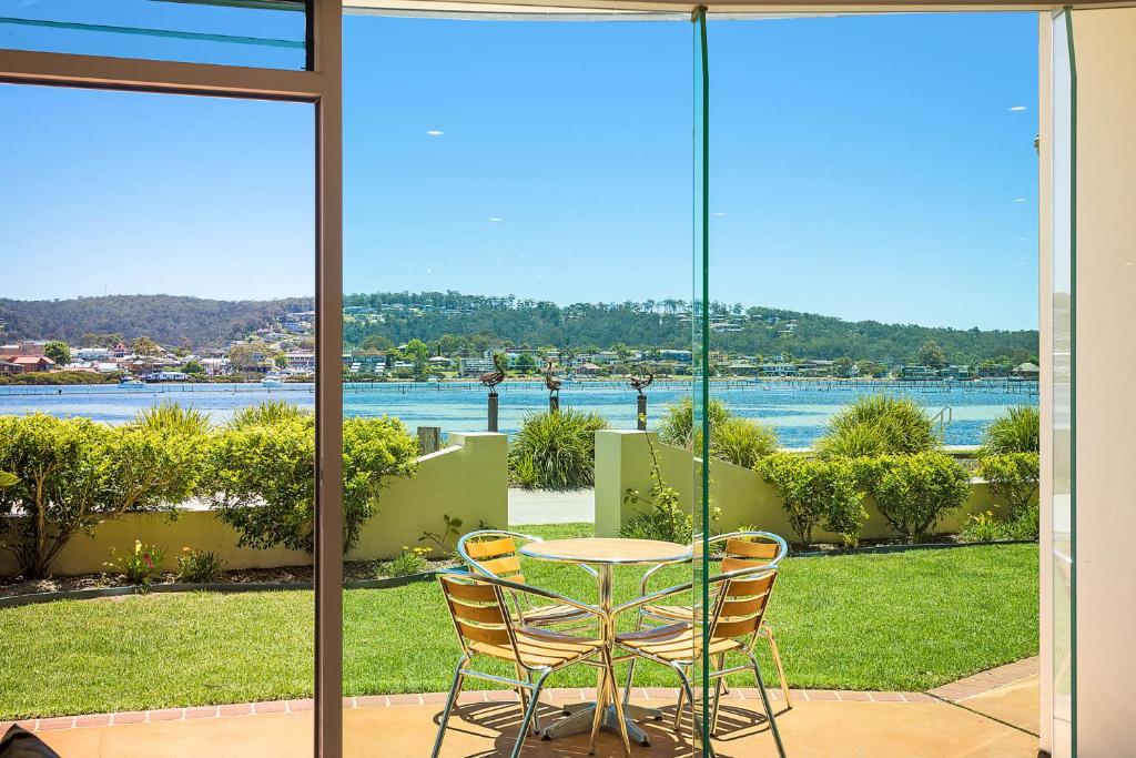 Cetacea Luxury Apartments photo 3