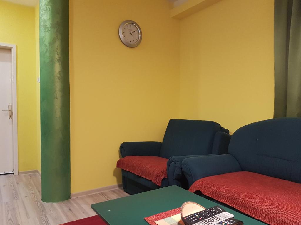 Apartment Center photo 4
