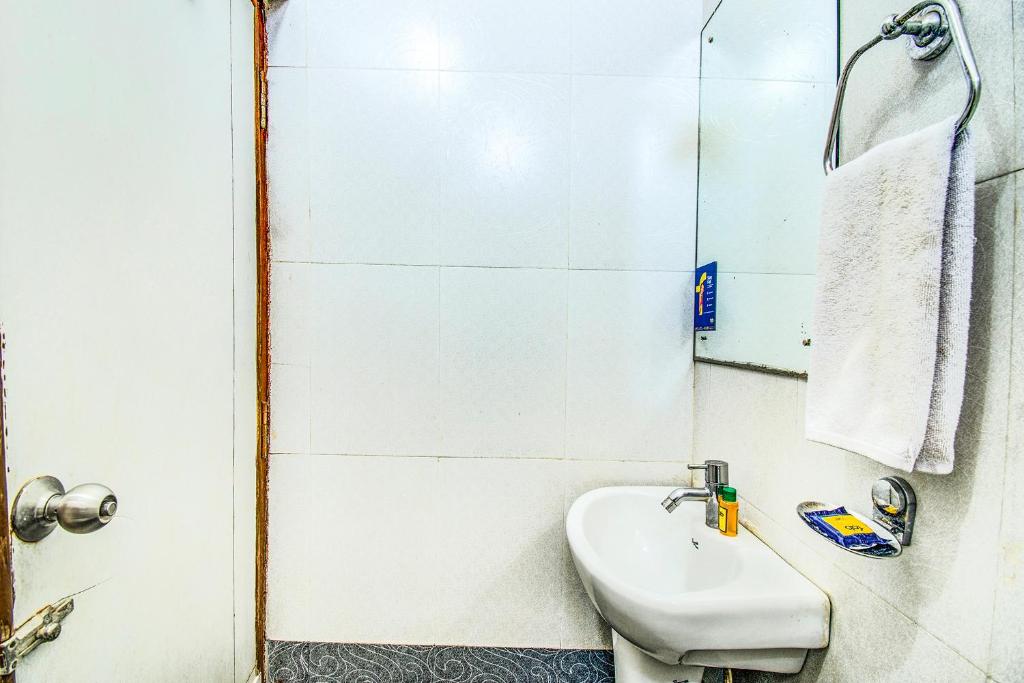 Одноместный ([Sanitised]Standard Single Room), FabHotel Scarlet Marathahalli