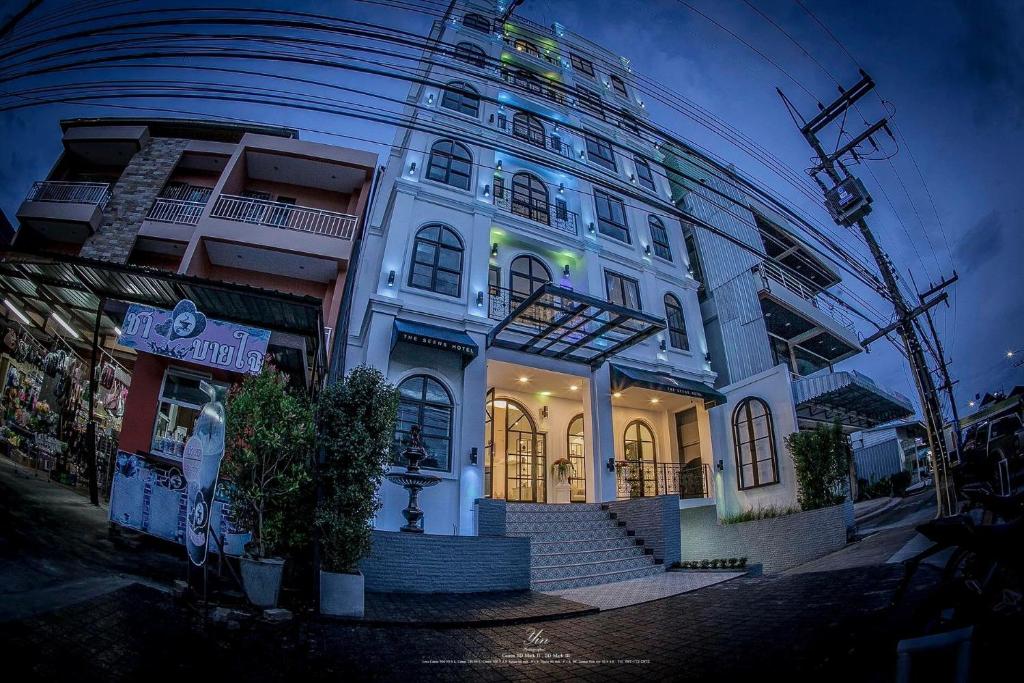 The Seens Hotel photo 2