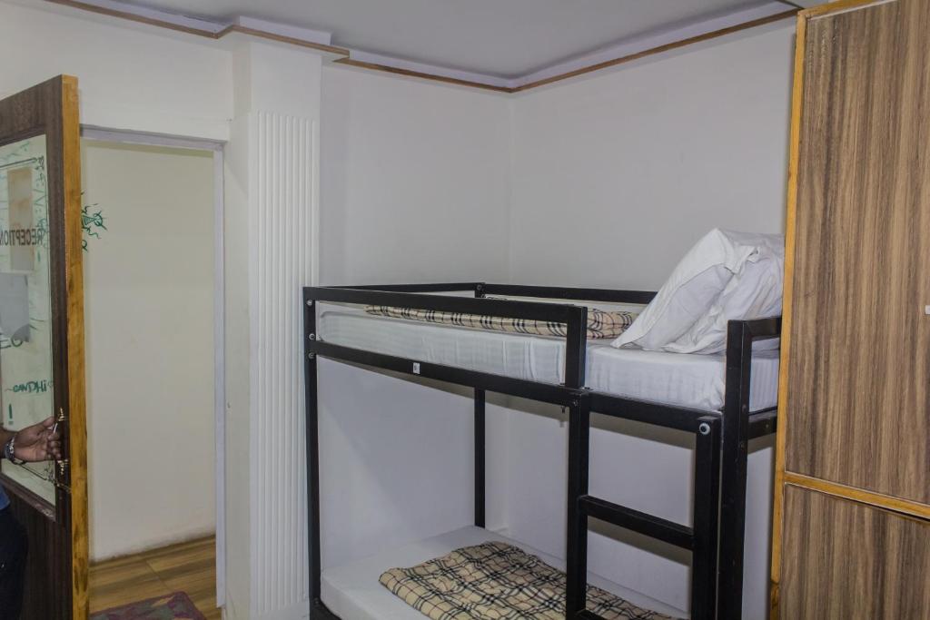 Номер (Кровать в общем 8-местном номере для мужчин и женщин), The Backpackers Hostel