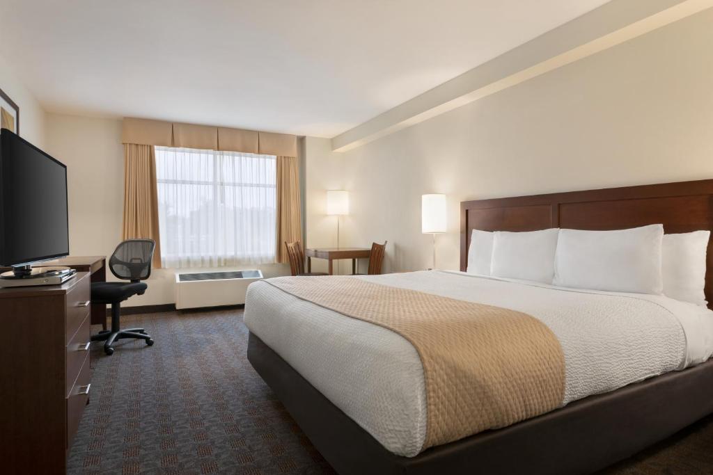 Days Inn by Wyndham Ottawa Airport photo 4