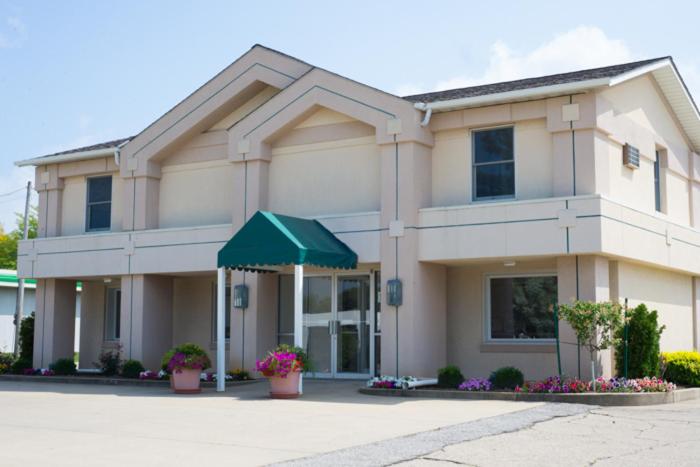 Prestige Inn photo 1