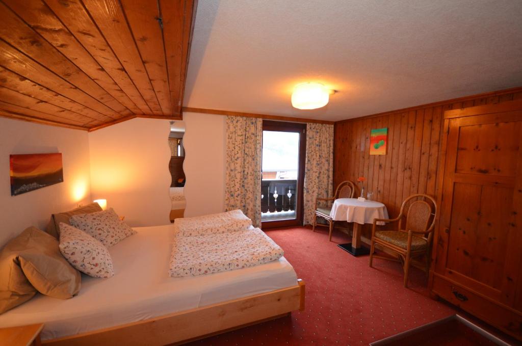 Haus Bergfrieden photo 3