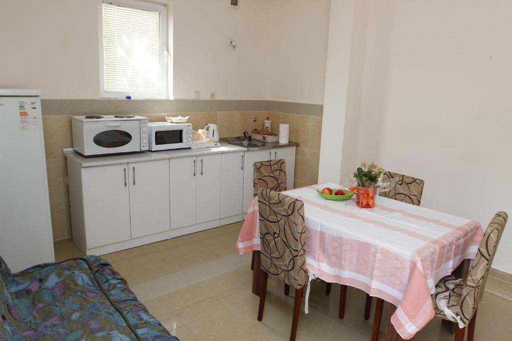 Guest House Olga photo 4