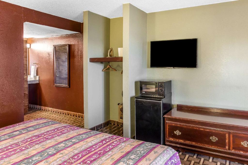 Rodeway Inn & Suites Smyrna photo 3