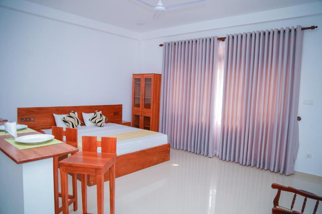 Villa Sea Breeze Hikkaduwa photo 4
