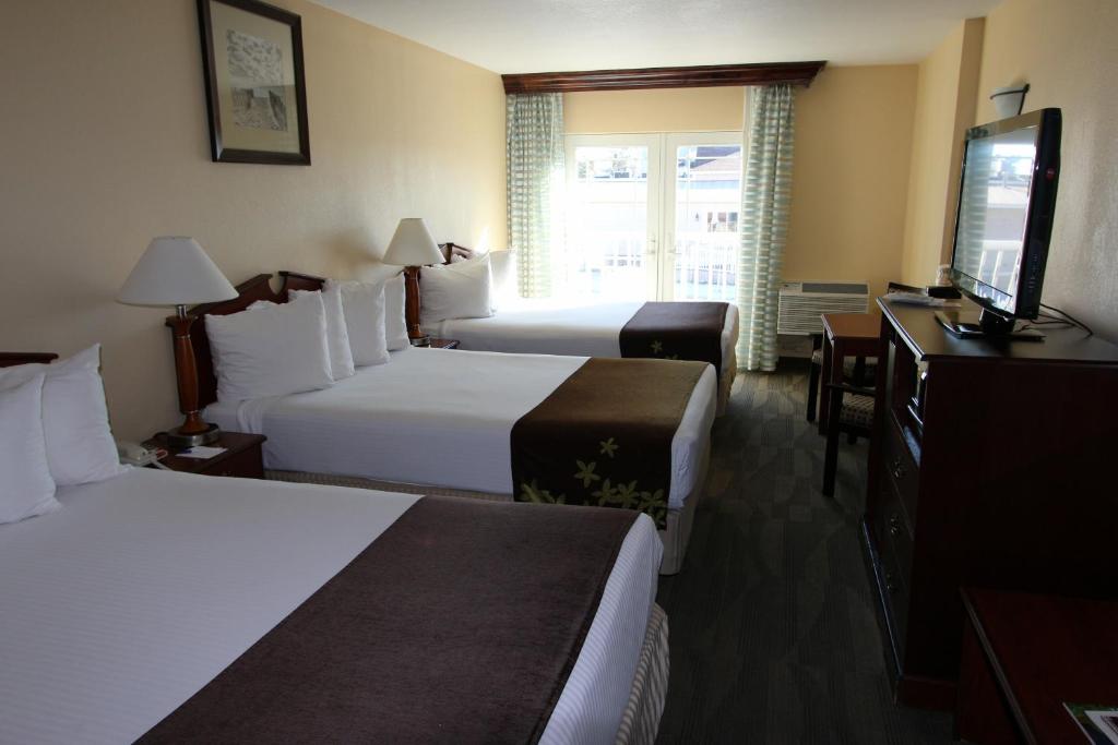 Gold Leaf Hotel of Dewey photo 4