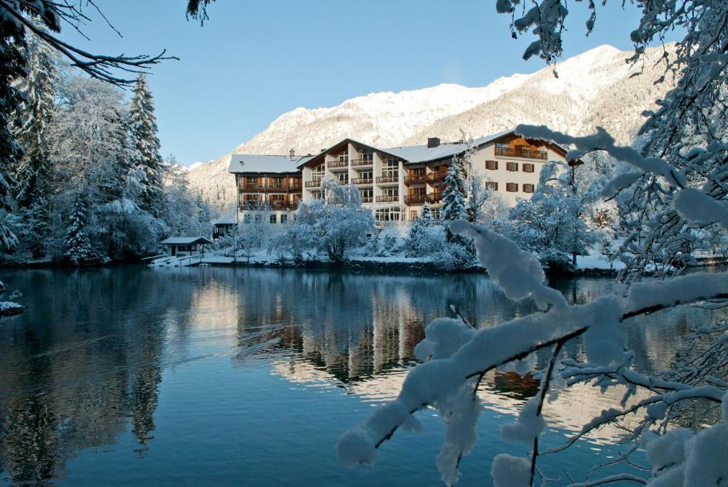 Hotel am Badersee photo 1