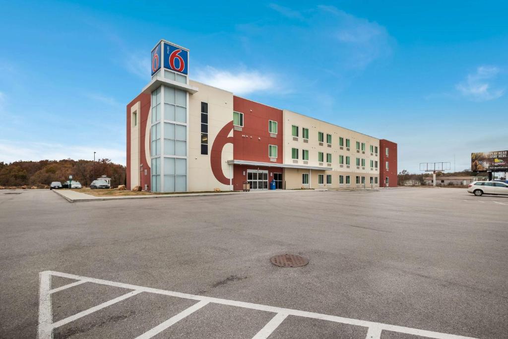 Motel 6-Poplar Bluff, MO photo 3